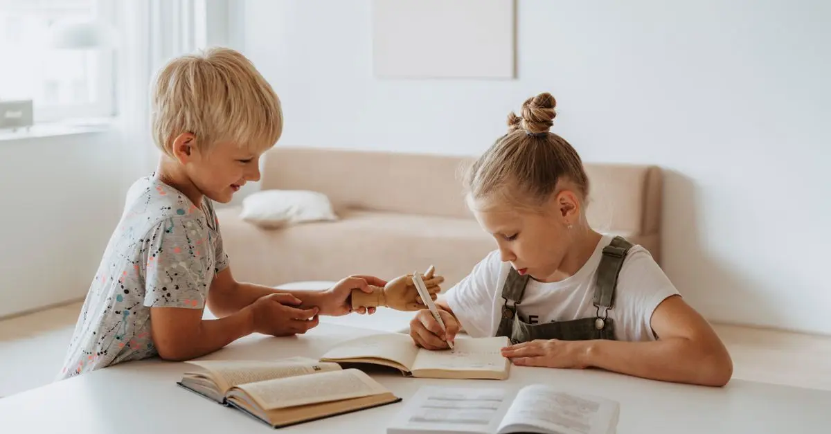 Cómo fomentar el aprendizaje colaborativo en casa: estrategias efectivas