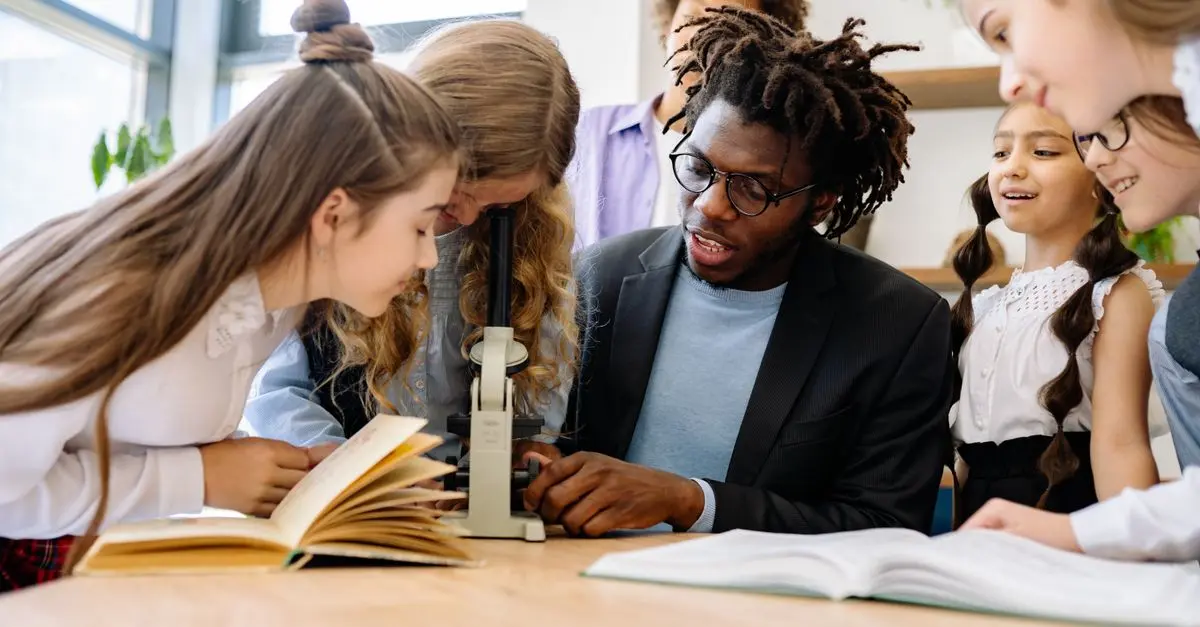Cómo fomentar la curiosidad en los estudiantes: Estrategias efectivas