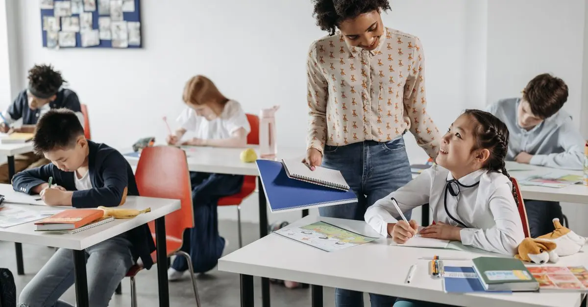 10 estrategias para fomentar el pensamiento crítico en estudiantes
